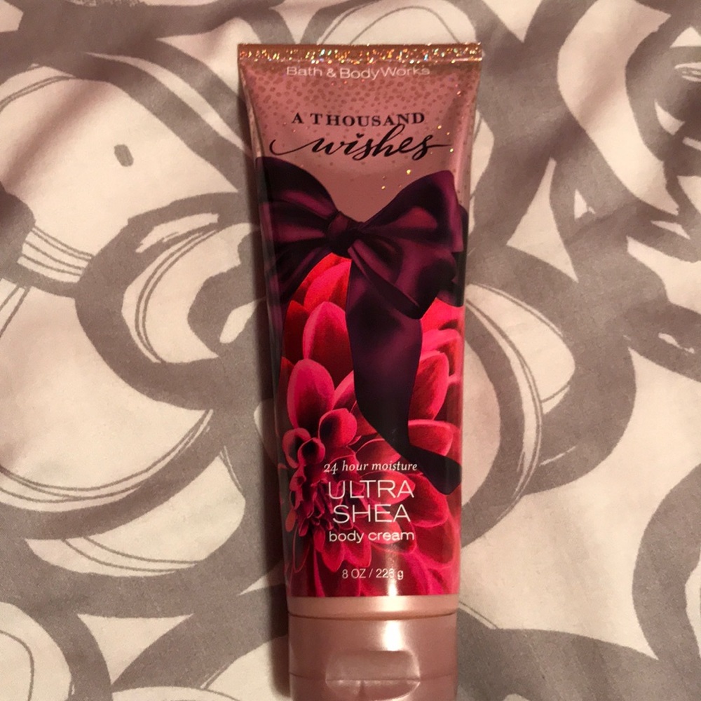 Bath & Body works A thousand Wishes NEW lotion.